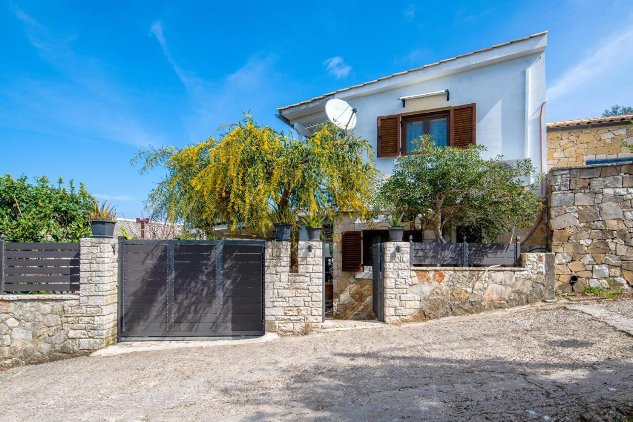 Hara Luxury House Villa Gaios Exteriör bild